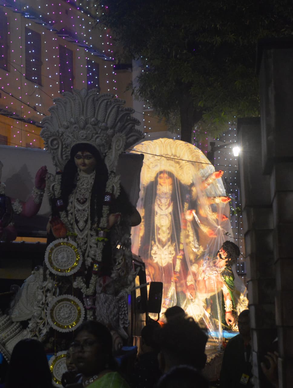 Faces of Pujo — পুজোর মুখগুলো. Photography by Shreedyuti.